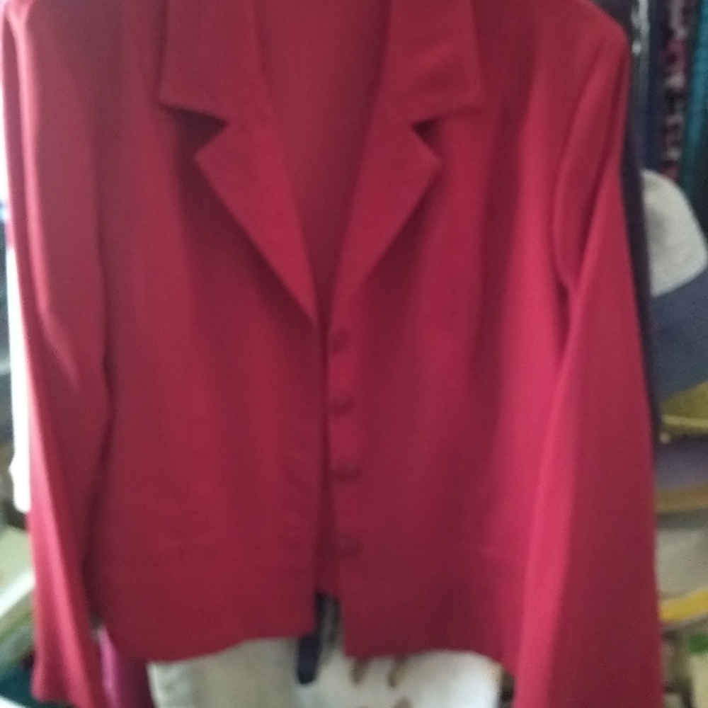 Woman's jacket, cranberry, Size Petite L.